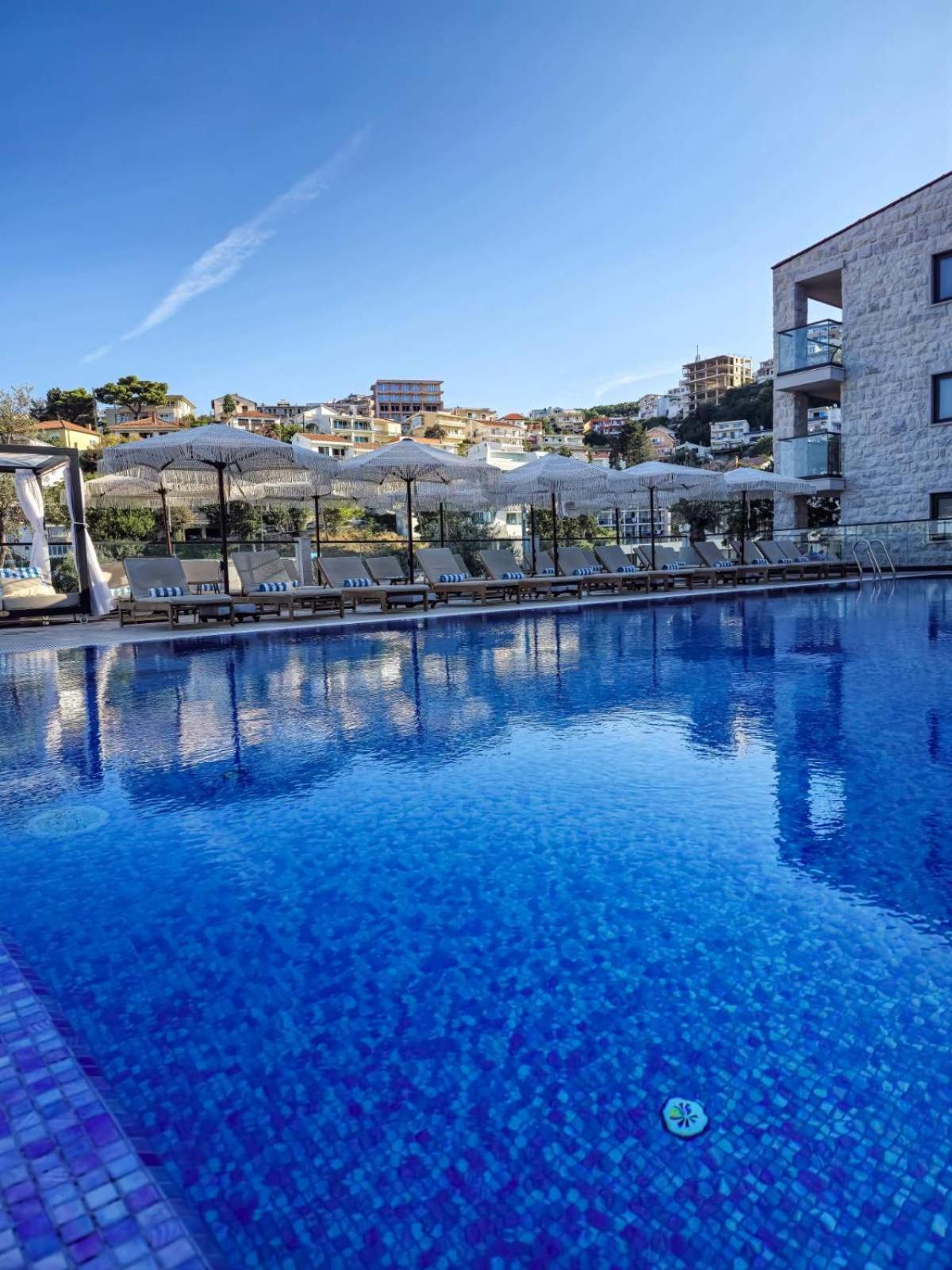 The New Hotel Mediteran - Villa Edition Ulcinj Eksteriør bilde